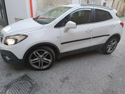 Usata Opel Mokka Cosmo 140 CV (102 kW) 2016 Bianco SUV