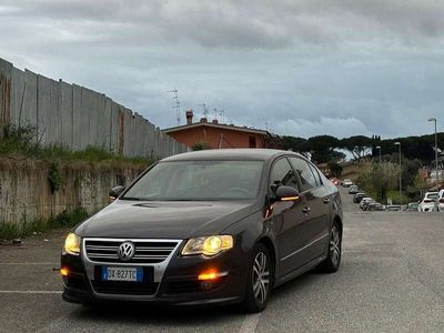 usata VW Passat 2.0 tdi Rline dsg dpf