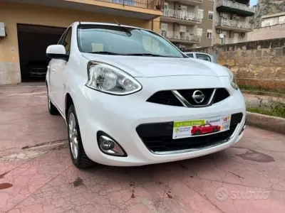 Usado Nissan Micra Tekna 80 HP (58 kW) 2015 Branco Citadino