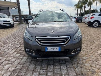 Begagnad Peugeot 2008 Allure 120 HK (88 kW) 2016 Grå SUV