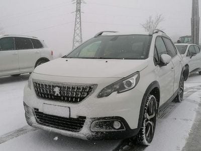 Usata Peugeot 2008 Allure 120 CV (88 kW) 2017 Bianco SUV