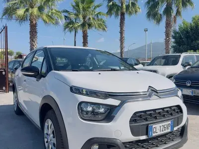 Usata Citroën C3 Feel 102 CV (75 kW) 2022 Bianco Utilitaria