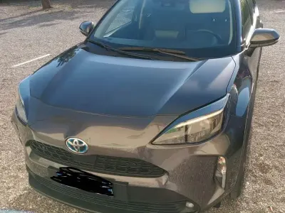 Usata Toyota Yaris Cross Business Edition 92 CV (67 kW) 2024 SUV