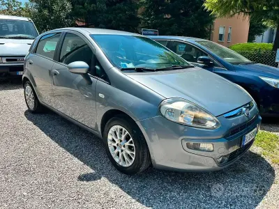 Usata Fiat Punto Evo S 95 CV (69 kW) 2012 Grigio Utilitaria