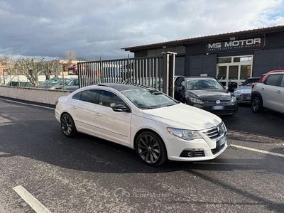 Usata VW Passat 140 CV (102 kW) 2012 Bianco Berlina