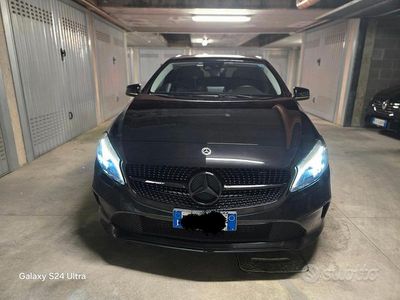Usata Mercedes A180 116 CV (85 kW) 2018 Nero Berlina