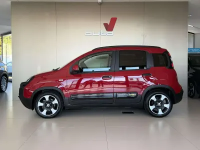 Usata Fiat Panda Cross 69 CV (50 kW) 2025 Rosso Utilitaria