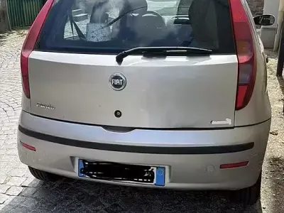 Brugt Fiat Punto 80 HK (58 kW) 2006 Grå Hatchback