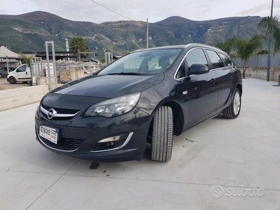 usata Opel Astra ANNO 06/2015- 1.6 DIESEL -110 CAVALLI