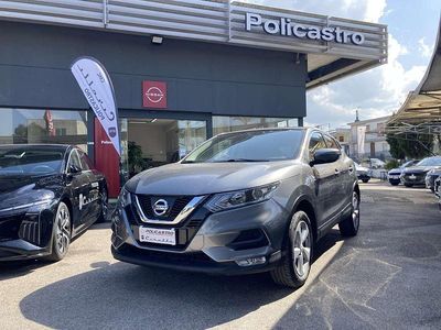 Usata Nissan Qashqai Acenta 110 CV (80 kW) 2017 Grigio SUV