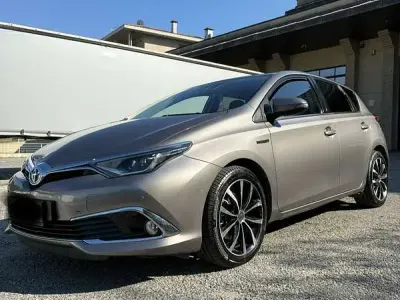 Usata Toyota Auris Hybrid