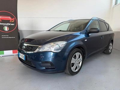 Usata Kia Ceed Sportswagon 108 CV (79 kW) 2009 Blu Station wagon