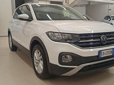 Begagnad VW T-Cross Style 95 HK (69 kW) 2023 Vit SUV
