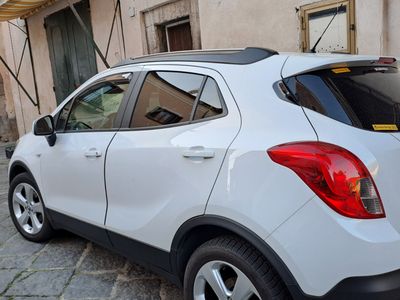 Usata Opel Mokka 136 CV (100 kW) 2014 Bianco SUV