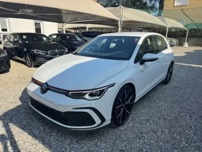 Usata VW Golf VIII GTI 245 CV (180 kW) 2024 Bianco Berlina