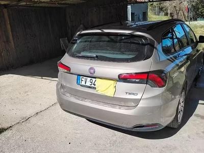 Usata Fiat Tipo Easy 120 CV (88 kW) 2019 Bronzo Station wagon