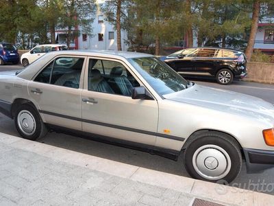 usata Mercedes E200 200 E