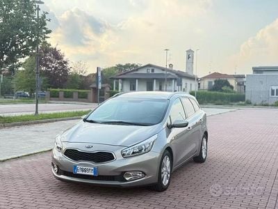 Usata Kia Ceed Sportswagon 110 CV (80 kW) 2015 Marrone Station wagon