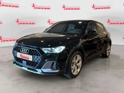 Usata Audi A1 Ambiente 116 CV (85 kW) 2025 Nero SUV