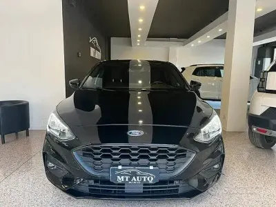 Usata Ford Focus ST-Line 120 CV (88 kW) 2019 Nero Berlina