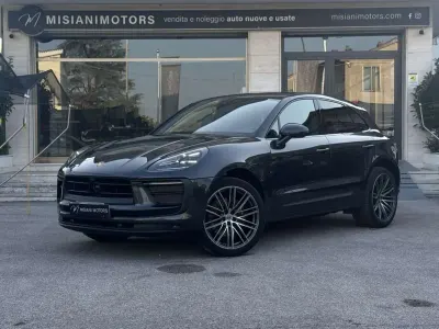 Usata Porsche Macan 265 CV (194 kW) 2023 Grigio SUV