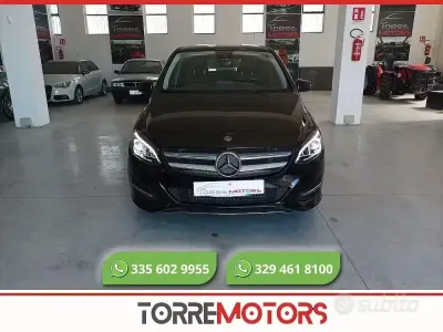 Usata Mercedes B180 109 CV (80 kW) 2017 Nero Utilitaria
