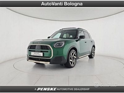 Usata Mini Countryman Favoured 163 CV (119 kW) 2024 Verde SUV