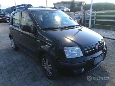 Usata Fiat Panda Active 74 CV (54 kW) 2011 Nero Berlina