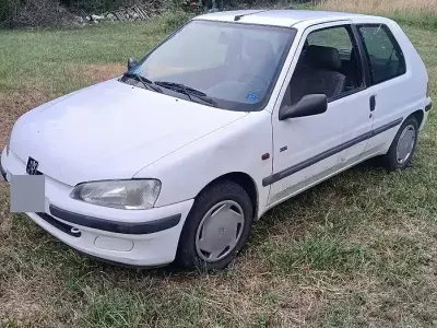 Usata Peugeot 106 60 CV (44 kW) 1997 Utilitaria