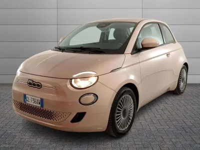 Używany Fiat 500e Icon 42 kW (58 KM) 2023 Brązowy Hatchback