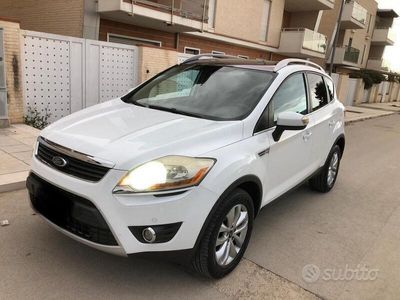 usata Ford Kuga titanium tetto panoramico