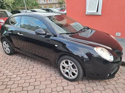 Usata Alfa Romeo MiTo 90 CV (66 kW) 2011 Nero Utilitaria