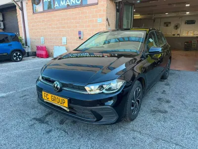 Usata VW Polo Comfortline 90 CV (66 kW) 2022 Nero Utilitaria