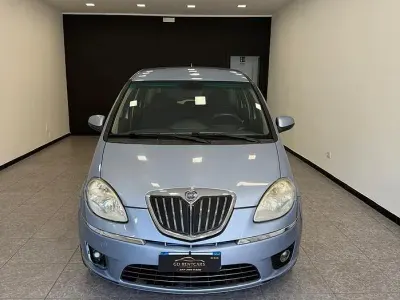 Usata Lancia Musa 90 CV (66 kW) 2010 Bluazzurro Monovolume