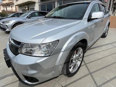 Usata Fiat Freemont Lounge 170 CV (125 kW) 2014 Grigio SUV