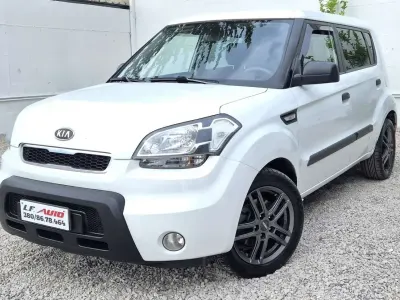 Usata Kia Soul 126 CV (92 kW) 2010 Bianco SUV