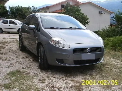 Usata Fiat Grande Punto Dynamic 65 CV (47 kW) 2006 Grigio Utilitaria