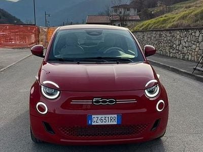 Nuova Fiat 500e La Prima 69 kW (95 CV) 2025 Berlina