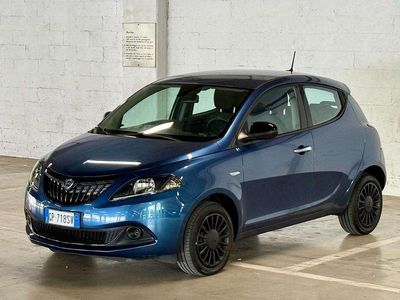 Usata Lancia Ypsilon Silver 69 CV (50 kW) 2023 Blue navy Utilitaria