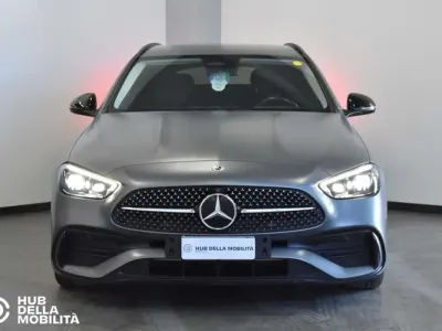Usata Mercedes C300 Premium 265 CV (194 kW) 2022 Grigio opaco Station wagon