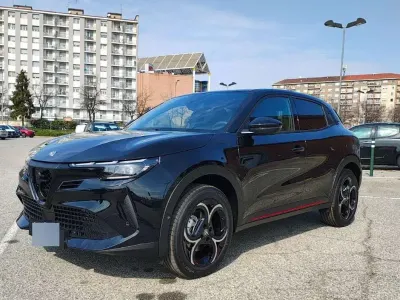 Usata Alfa Romeo GT Junior Edizione Speciale 136 CV (100 kW) 2025 Nero SUV