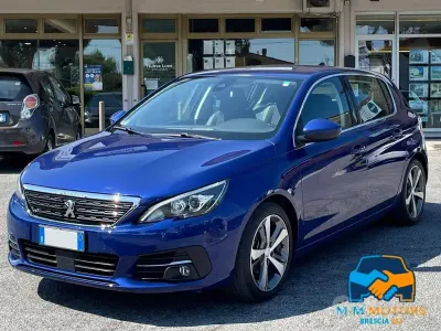 Usata Peugeot 308 Allure 131 CV (96 kW) 2019 Blu/azzurro Berlina