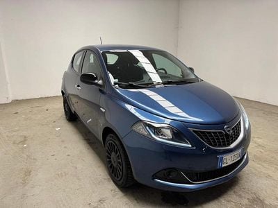 Usata Lancia Ypsilon Silver 69 CV (50 kW) 2023 Blu elegante Utilitaria