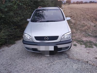 usata Opel Zafira 