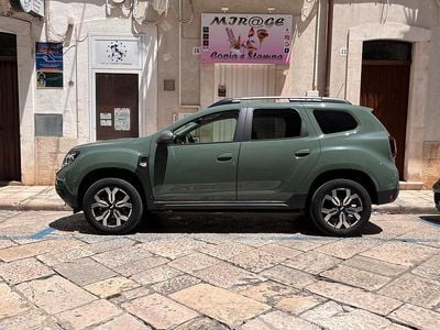Usata Dacia Duster Journey 100 CV (73 kW) 2023 Verde SUV