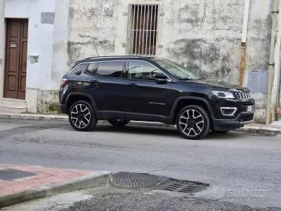 Usata Jeep Compass Limited 140 CV (102 kW) 2018 Nero SUV
