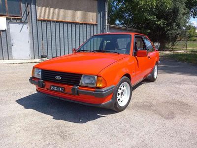 Usata Ford Escort 105 CV (77 kW) 1984 Arancione Berlina