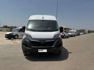 Usata Opel Movano 165 CV (121 kW) 2022 Bianco Furgone