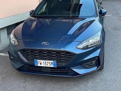 Usata Ford Focus ST-Line 120 CV (88 kW) 2019 Blu Berlina