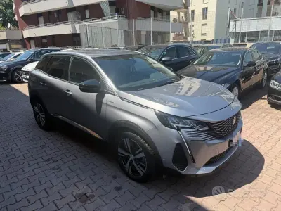 Usata Peugeot 3008 Allure 181 CV (133 kW) 2022 Grigio SUV